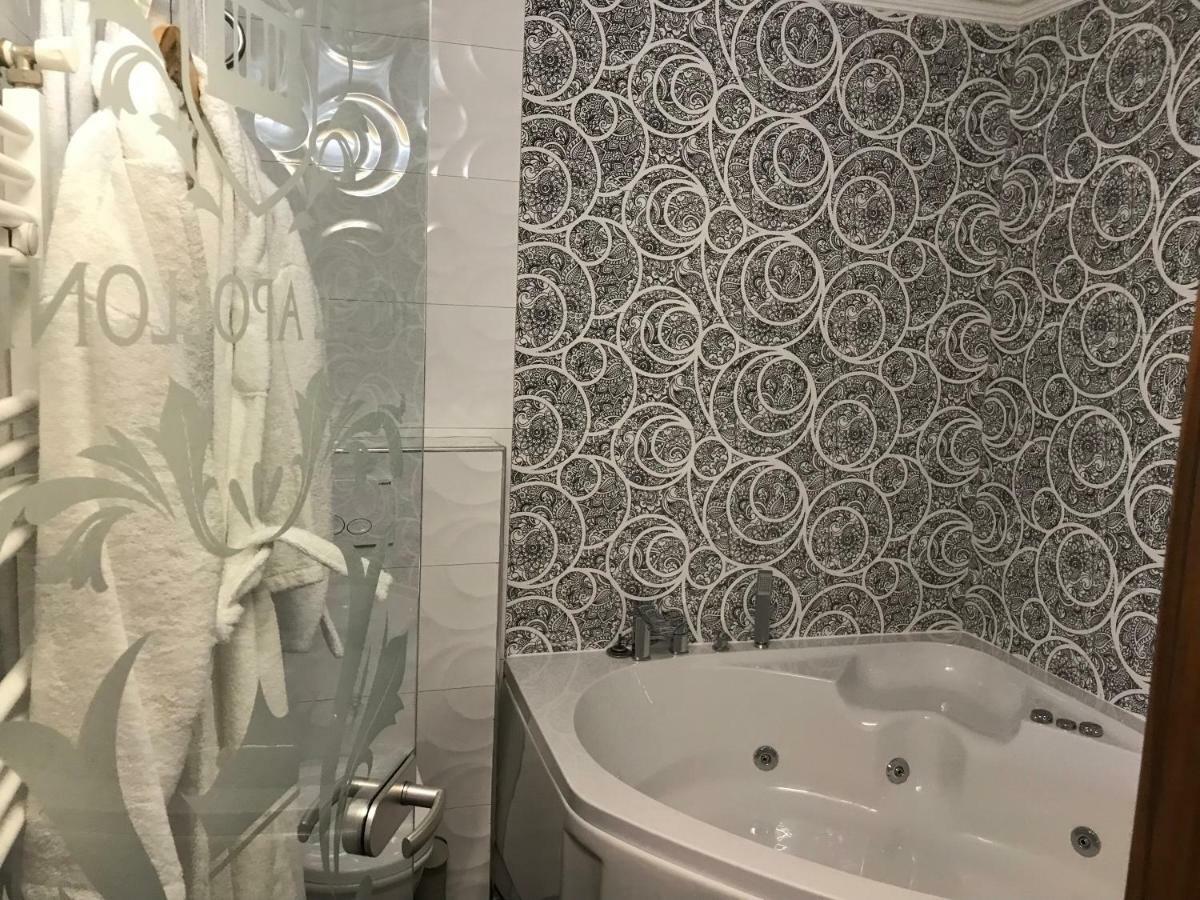 Apollonia Hotel Gjakova Bagian luar foto