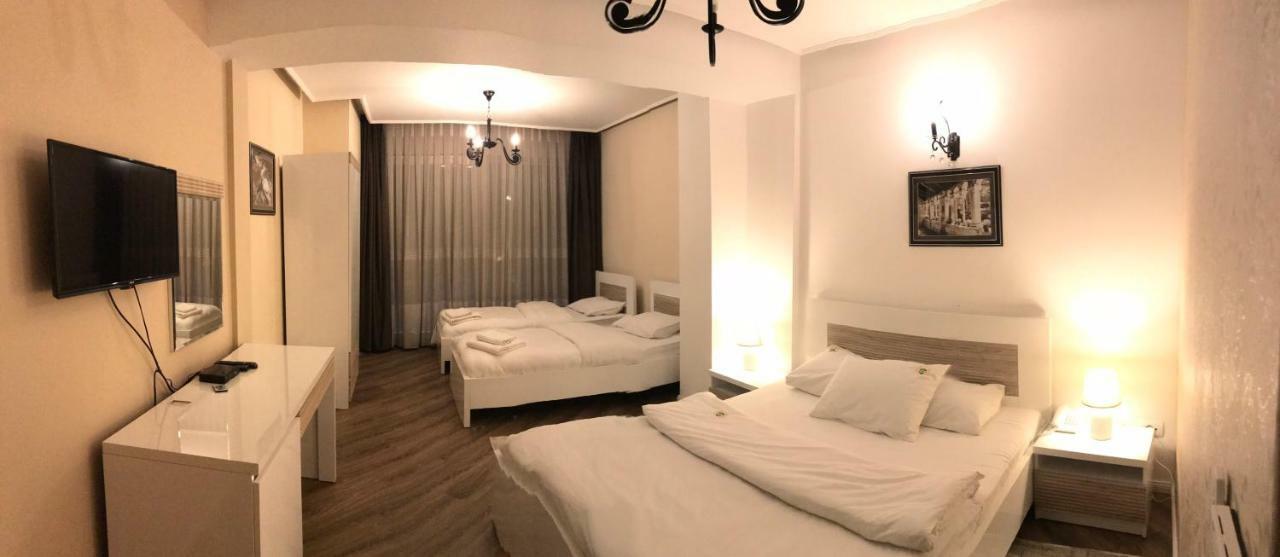 Apollonia Hotel Gjakova Bagian luar foto