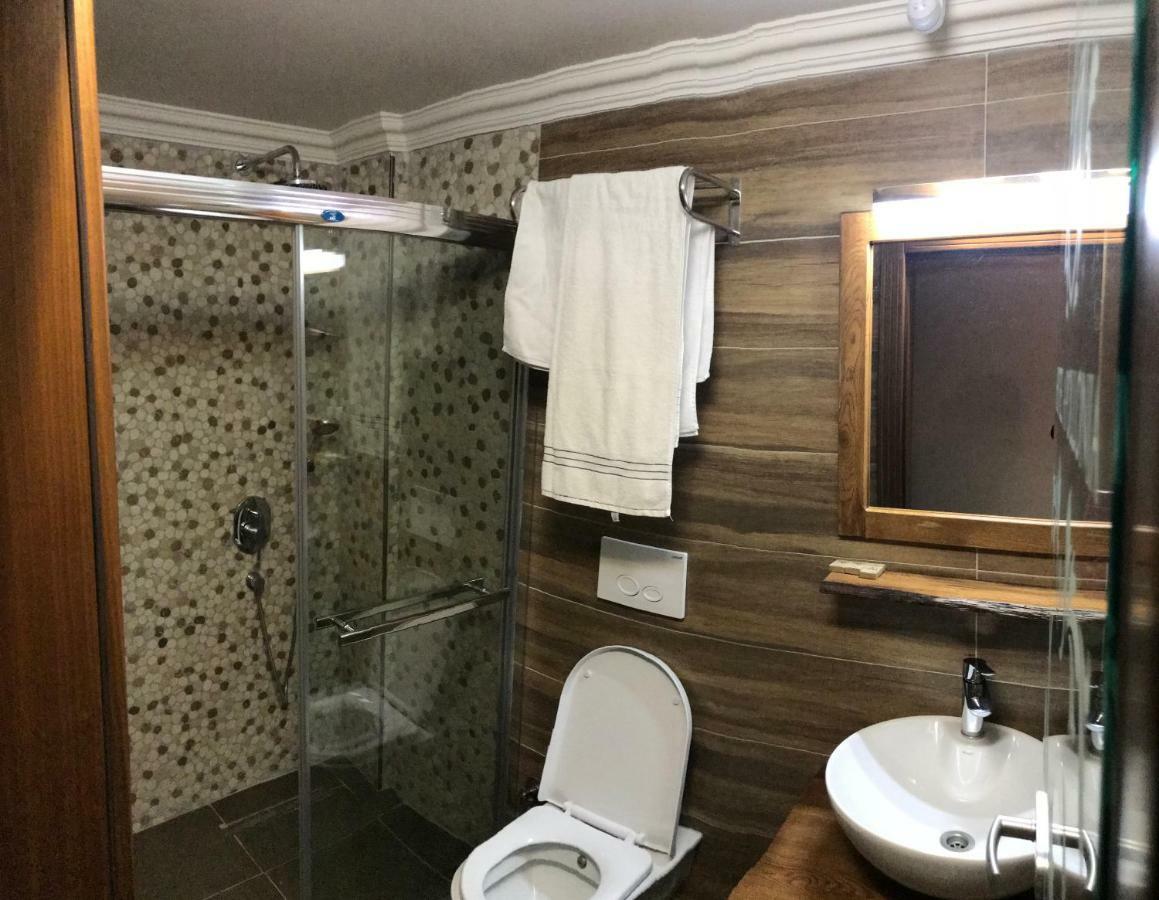 Apollonia Hotel Gjakova Bagian luar foto