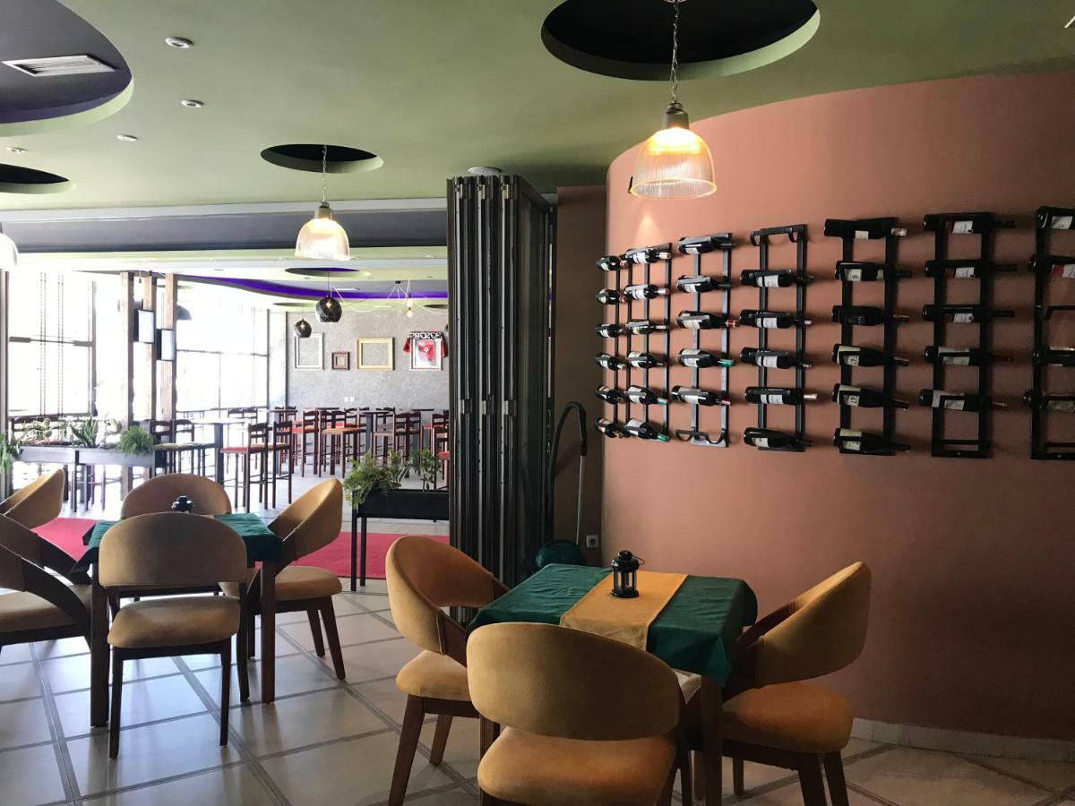 Apollonia Hotel Gjakova Bagian luar foto