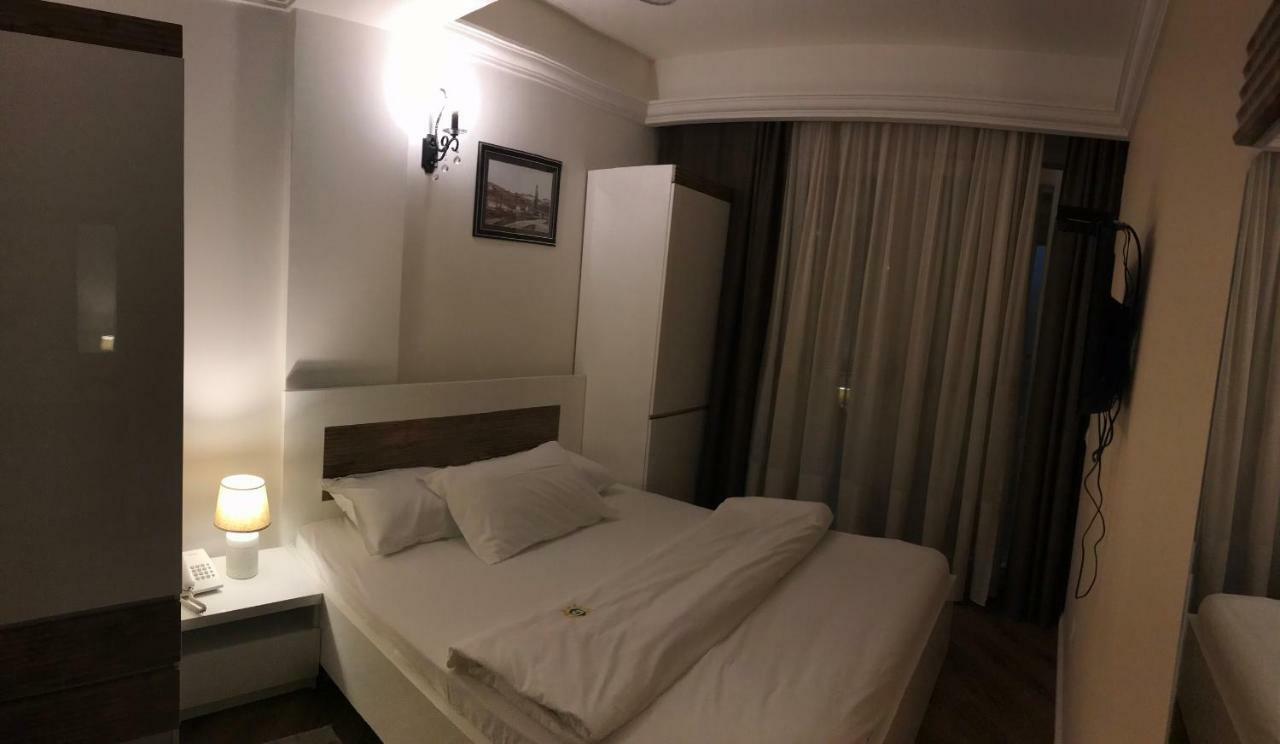 Apollonia Hotel Gjakova Bagian luar foto